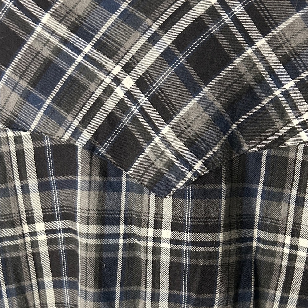 Levi's Navy and White Plaid Button-Down Shirt - Picture 6 of 6
